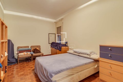 Apartamento de 6 dormitorios en venta en Barcelona, Cataluña, Spain № 6504 - foto 26