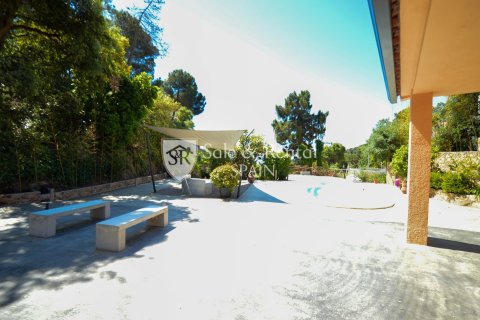 Сasa de 4 dormitorios en venta en Lloret de Mar, Gerona, Cataluña, Spain № 6677 - foto 23
