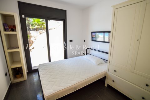 Сasa de 4 dormitorios en venta en Lloret de Mar, Gerona, Cataluña, Spain № 6677 - foto 15