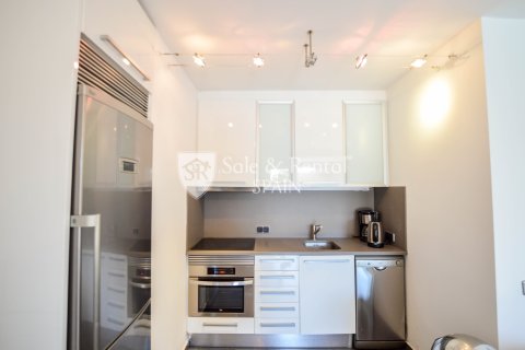 Сasa de 4 dormitorios en venta en Lloret de Mar, Gerona, Cataluña, Spain № 6677 - foto 12