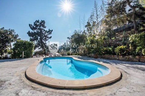 Сasa de 4 dormitorios en venta en Lloret de Mar, Gerona, Cataluña, Spain № 6677 - foto 2