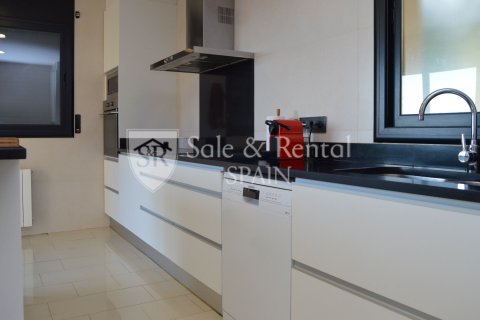 Купить дом в Санта-Сусанна, Испания с 5 спален, 226м², № 6680 - фото 13