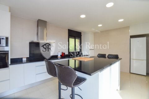 Купить дом в Санта-Сусанна, Испания с 5 спален, 226м², № 6680 - фото 12