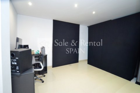 Купить дом в Санта-Сусанна, Испания с 5 спален, 226м², № 6680 - фото 28
