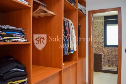 Купить дом в Санта-Сусанна, Испания с 5 спален, 226м², № 6680 - фото 30