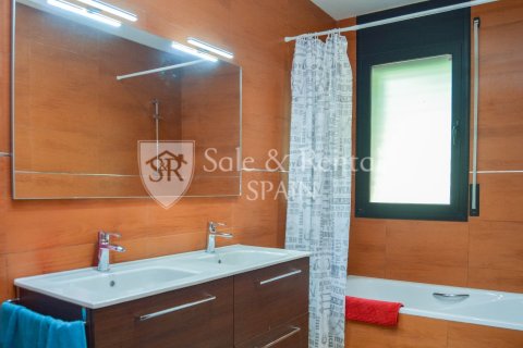 Купить дом в Санта-Сусанна, Испания с 5 спален, 226м², № 6680 - фото 22