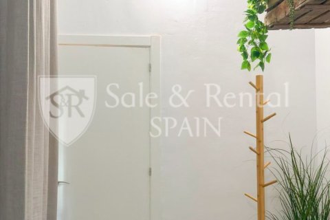 Сasa de 4 dormitorios en venta en Blanes, Gerona, Cataluña, Spain № 6679 - foto 7