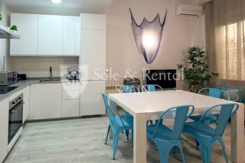 Сasa de 4 dormitorios en venta en Blanes, Gerona, Cataluña, Spain № 6679 - foto 4