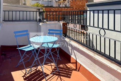 Сasa de 4 dormitorios en venta en Blanes, Gerona, Cataluña, Spain № 6679 - foto 15