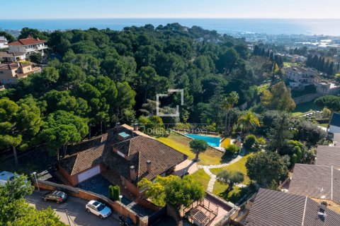 5 bedrooms villa for sale in Premia De Dalt, Barcelona, Catalonia, Spain № 3805 - photo 13
