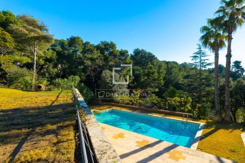 5 bedrooms villa for sale in Premia De Dalt, Barcelona, Catalonia, Spain № 3805 - photo 8