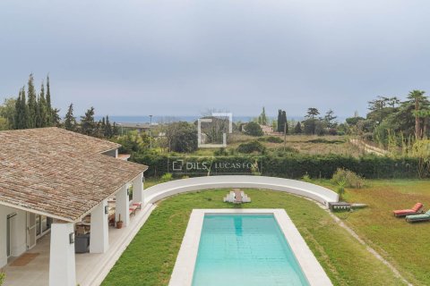 Villa de 8 dormitorios en venta en Sant Andreu de Llavaneres, Barcelona, Cataluña, Spain № 3806 - foto 2