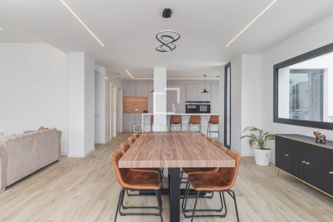 Villa de 8 dormitorios en venta en Sant Andreu de Llavaneres, Barcelona, Cataluña, Spain № 3806 - foto 15