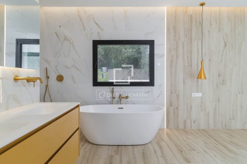 Villa de 8 dormitorios en venta en Sant Andreu de Llavaneres, Barcelona, Cataluña, Spain № 3806 - foto 24