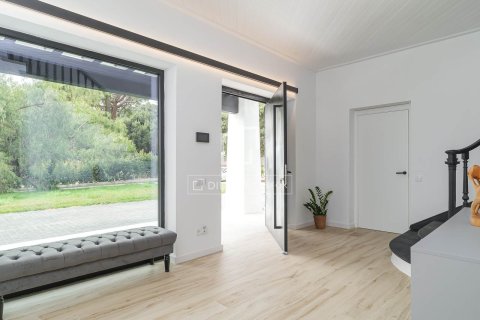 Villa de 8 dormitorios en venta en Sant Andreu de Llavaneres, Barcelona, Cataluña, Spain № 3806 - foto 9