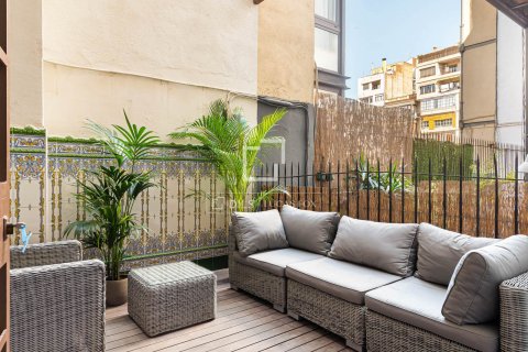 Apartamento de 5 dormitorios en venta en Barcelona, Cataluña, Spain № 3804 - foto 6