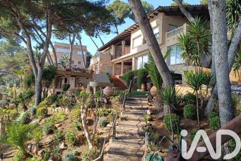 6 bedrooms house for sale in Roda de Berà, Tarragona, Catalonia, Spain № 7371 - photo 4