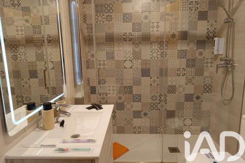 6 bedrooms house for sale in Roda de Berà, Tarragona, Catalonia, Spain № 7371 - photo 11