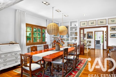 Купить дом в Сан-Андреу-де-Льяванерес, Испания с 8 спален, 500м², № 7372 - фото 12