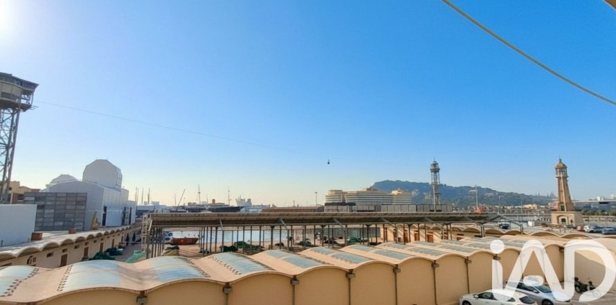 4 bedrooms apartment for sale in Barcelona, Catalonia, Spain № 7374