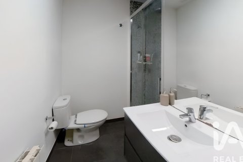 4 bedrooms apartment for sale in Barcelona, Catalonia, Spain № 7374 - photo 11