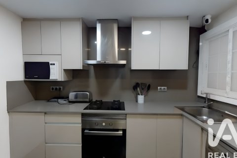 4 bedrooms apartment for sale in Barcelona, Catalonia, Spain № 7374 - photo 19