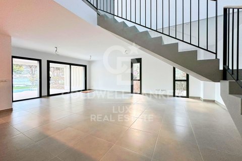 5 bedrooms villa for sale in Llanca, Girona, Catalonia, Spain № 5952 - photo 5