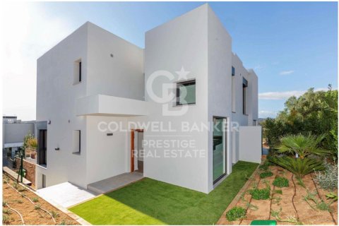 Casa adosada de 4 dormitorios en venta en Santa Cristina d'Aro, Gerona, Cataluña, Spain № 5954 - foto 6