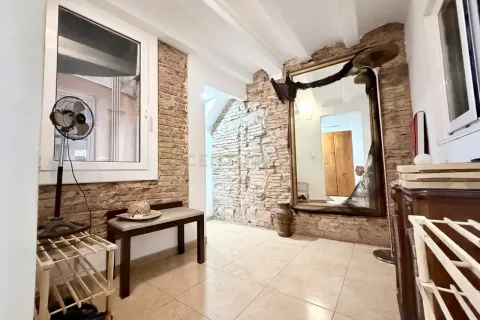 Купить квартиру в Барселона, Испания с 5 спален, 143м², № 8903 - фото 3