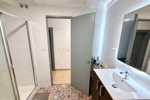 Купить квартиру в Барселона, Испания с 5 спален, 143м², № 8903 - фото 4