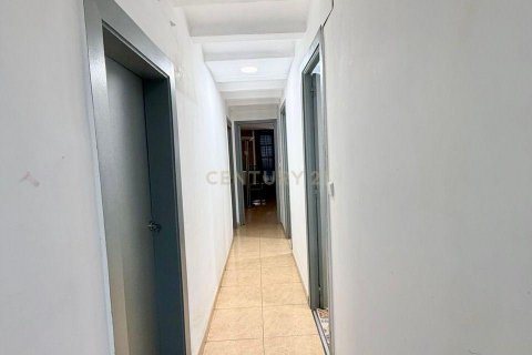 Купить квартиру в Барселона, Испания с 5 спален, 143м², № 8903 - фото 22