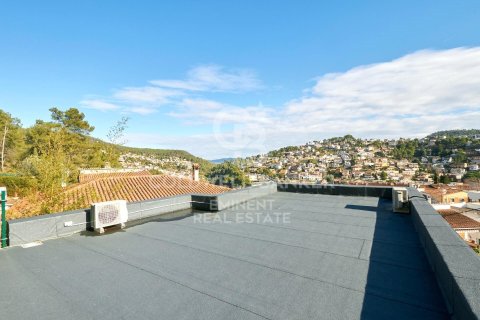 Dúplex de 4 dormitorios en venta en Vallirana, Barcelona, Cataluña, Spain № 5362 - foto 29