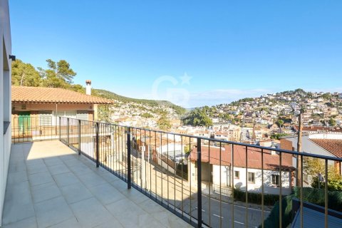 Dúplex de 4 dormitorios en venta en Vallirana, Barcelona, Cataluña, Spain № 5362 - foto 21