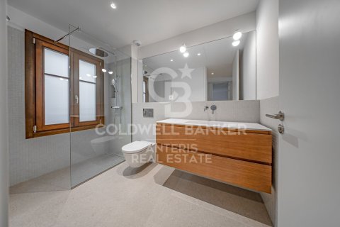 Ático de 3 dormitorios en venta en Barcelona, Cataluña, Spain № 5363 - foto 25