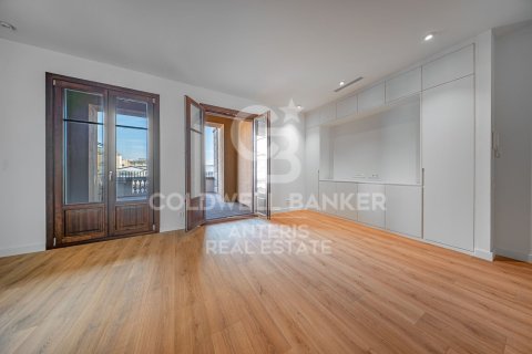 Ático de 3 dormitorios en venta en Barcelona, Cataluña, Spain № 5363 - foto 21