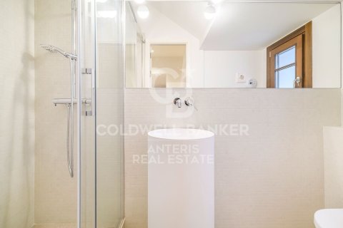 Ático de 3 dormitorios en venta en Barcelona, Cataluña, Spain № 5363 - foto 17
