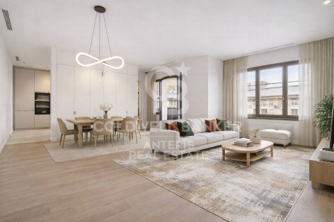 Ático de 3 dormitorios en venta en Barcelona, Cataluña, Spain № 5363 - foto 3