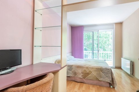 4 bedrooms apartment for sale in Barcelona, Catalonia, Spain № 1481 - photo 9