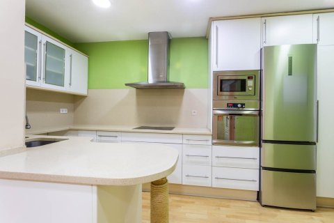 4 bedrooms apartment for sale in Barcelona, Catalonia, Spain № 1481 - photo 8