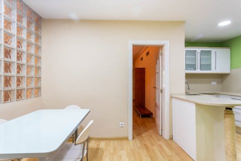 4 bedrooms apartment for sale in Barcelona, Catalonia, Spain № 1481 - photo 10