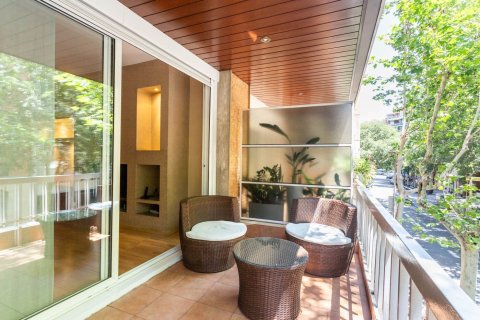 4 bedrooms apartment for sale in Barcelona, Catalonia, Spain № 1481 - photo 2