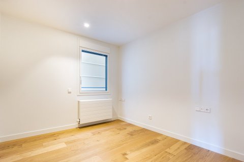 apartment for sale in Barcelona, Catalonia, Spain № 1484 - photo 8