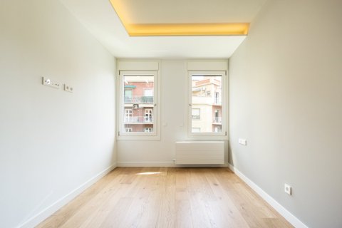 apartment for sale in Barcelona, Catalonia, Spain № 1484 - photo 4