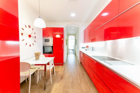 Apartamento de 7 dormitorios en venta en Barcelona, Cataluña, Spain № 1482 - foto 9