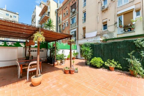 Apartamento de 7 dormitorios en venta en Barcelona, Cataluña, Spain № 1482 - foto 30