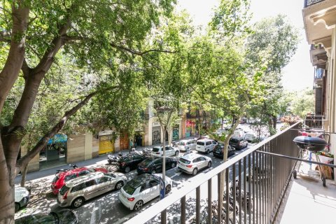 Apartamento de 7 dormitorios en venta en Barcelona, Cataluña, Spain № 1482 - foto 20