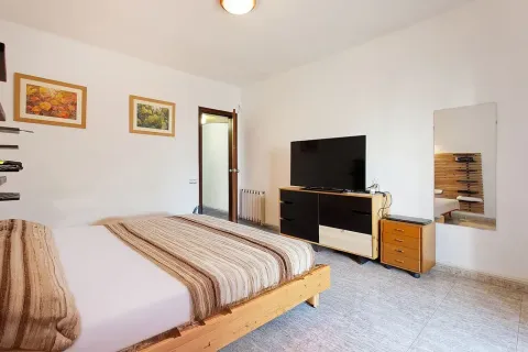 Apartamento de 5 dormitorios en venta en Barcelona, Cataluña, Spain № 1483 - foto 14