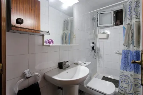 Apartamento de 5 dormitorios en venta en Barcelona, Cataluña, Spain № 1483 - foto 16