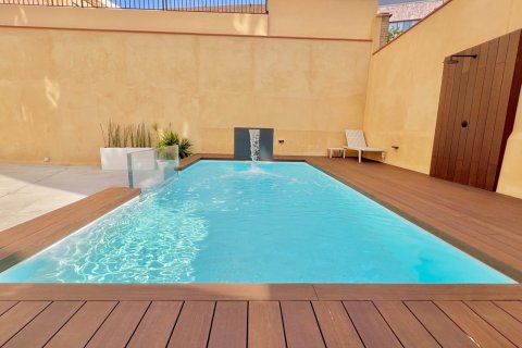 Apartamento de 3 dormitorios en venta en Barcelona, Cataluña, Spain № 1480 - foto 29