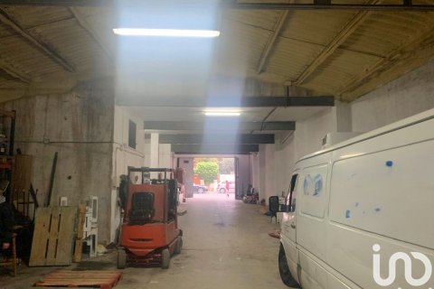 Propiedad comercial de 598 m² en alquiler en El Vendrell, Tarragona, Cataluña, Spain № 5135 - foto 22